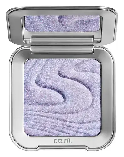 r.e.m. beauty Interstellar Highlighter Topper Miss Neptune