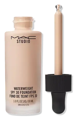 Mac Cosmetics Studio Waterweight SPF 30 Foundation NC15