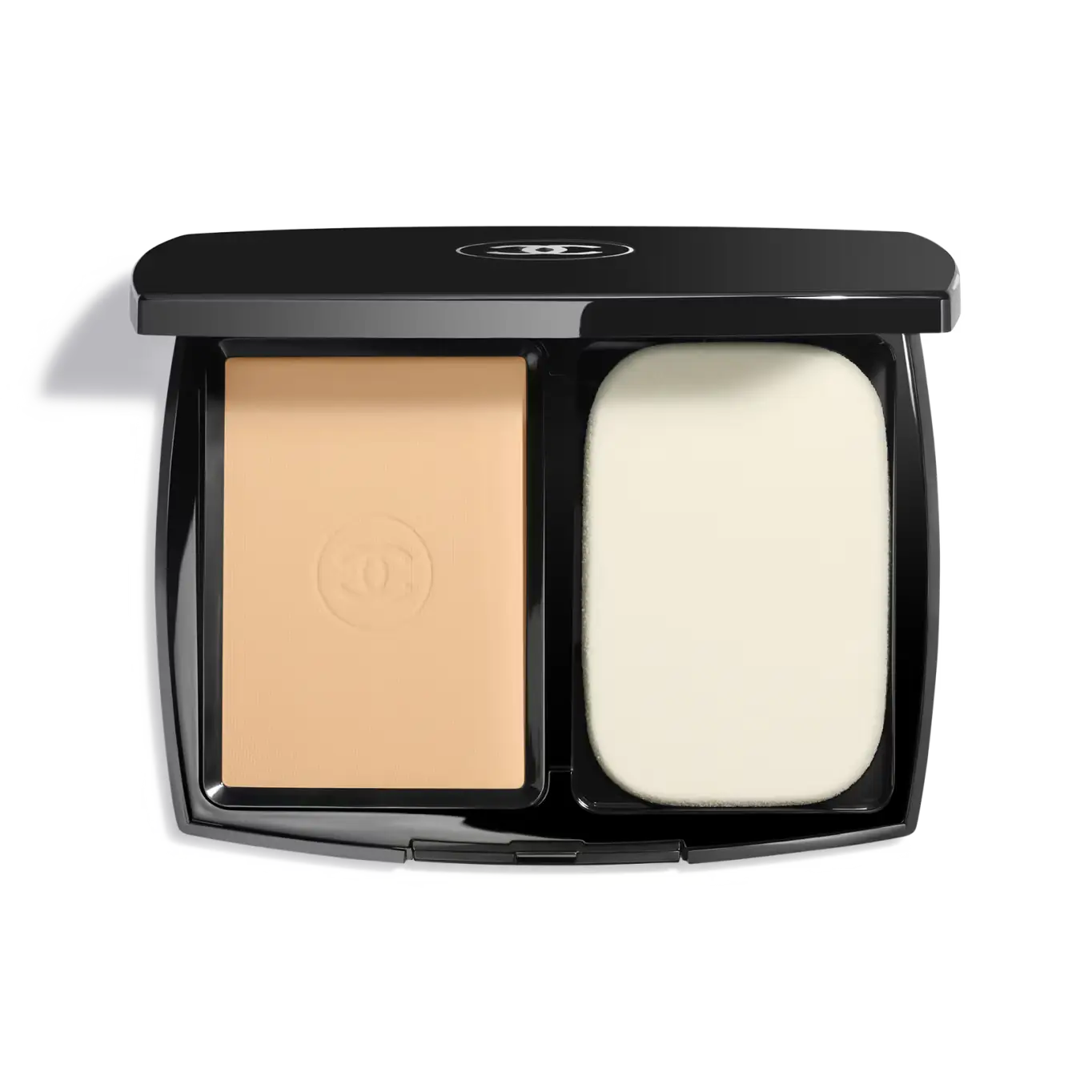 Chanel Ultra Le Teint Ultrawear – All-Day Comfort Flawless Finish Compact Foundation B50