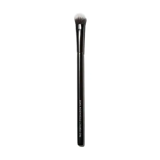 Beauty Pie Pro Perfect Eyeshadow Base Brush