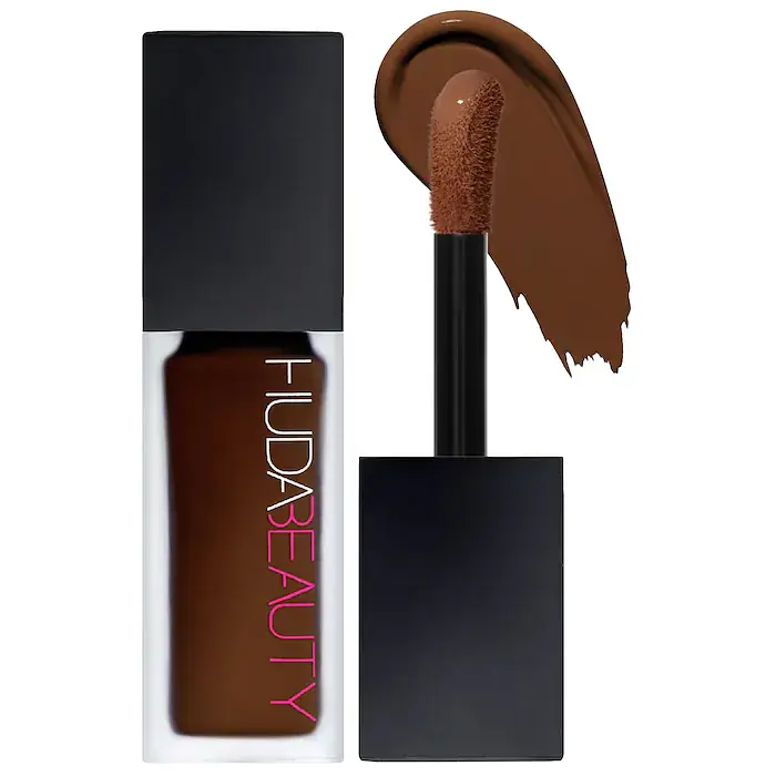 Huda Beauty #FauxFilter Luminous Matte Buildable Coverage Crease Proof Concealer Brownie 8.5 Red