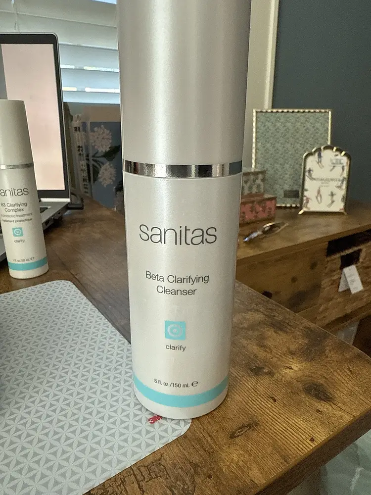 Sanitas Beta Clarifying Cleanser
