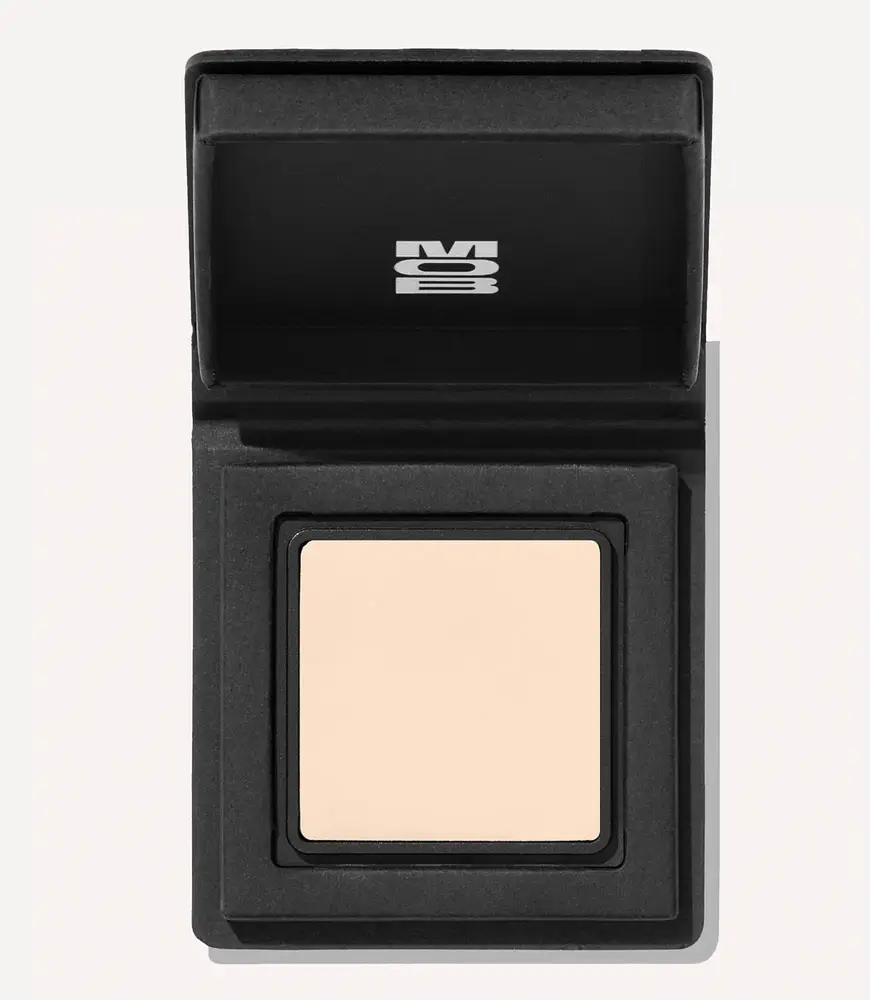 Mob Beauty Blurring Ceramide Cream Foundation Neutral 10