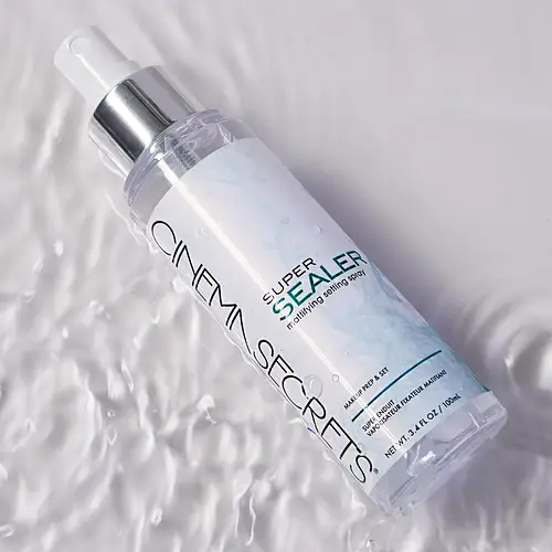 Cinema Secrets Super Sealer Mattifying Setting Spray