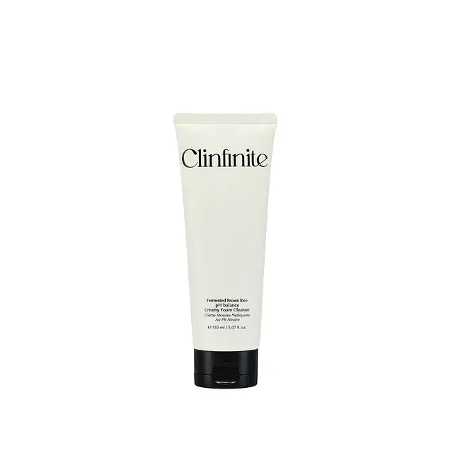 Holika Holika Clinfinite Fermented Brown Rice Creamy Foam Cleanser