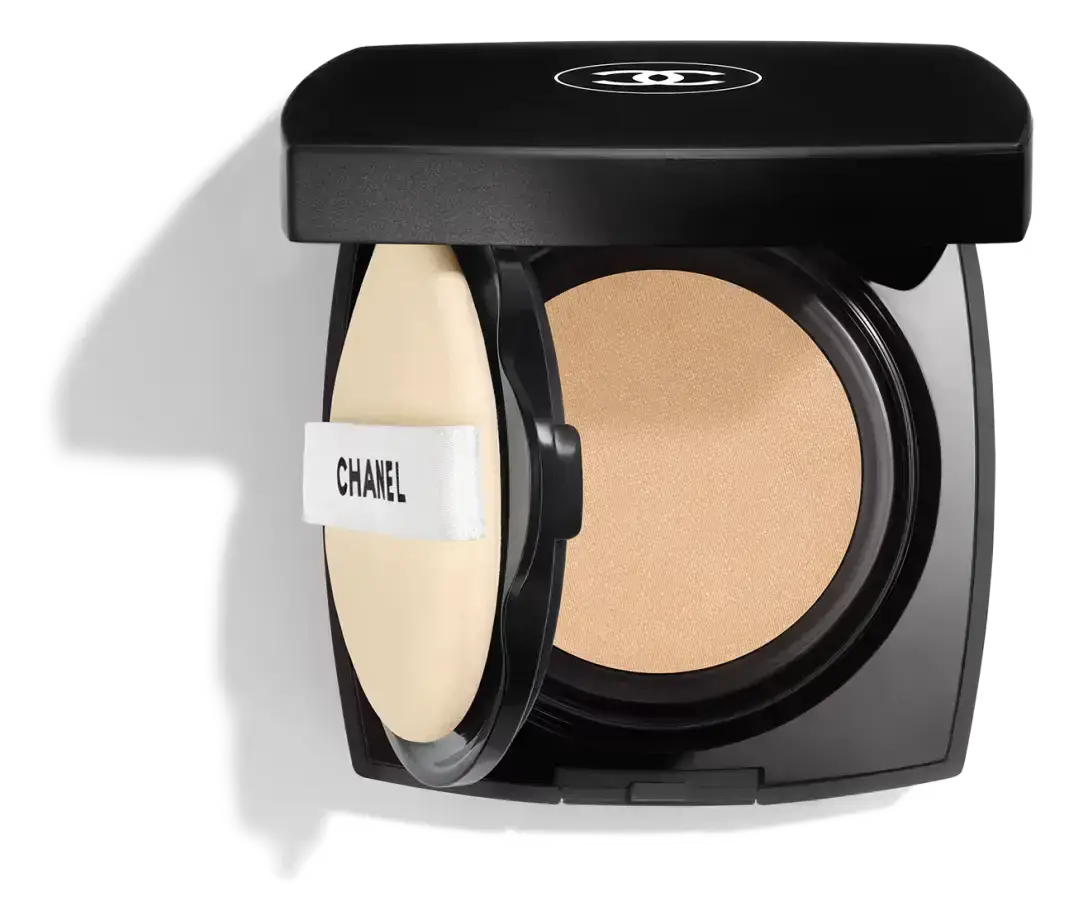 Chanel Ultra Le Teint Cushion Foundation B20
