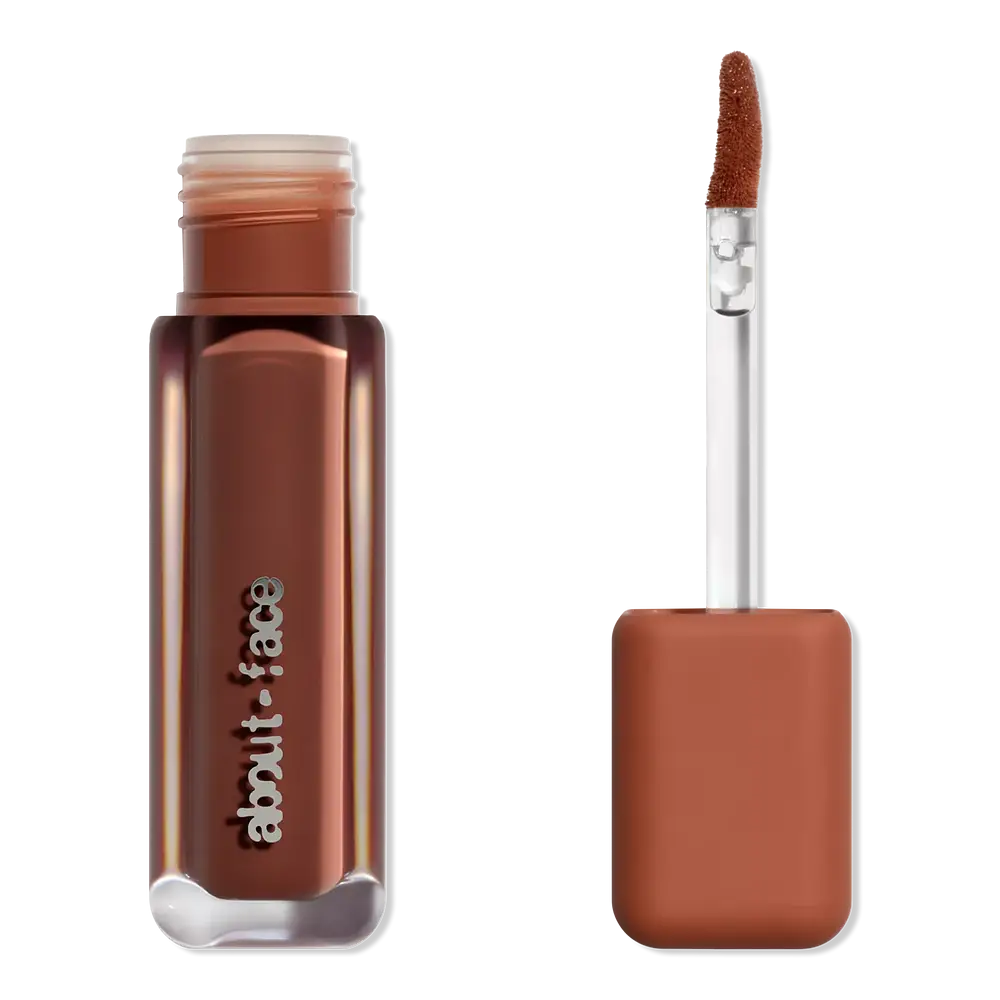 about-face Blur Matte Lip Plump Side-Eye