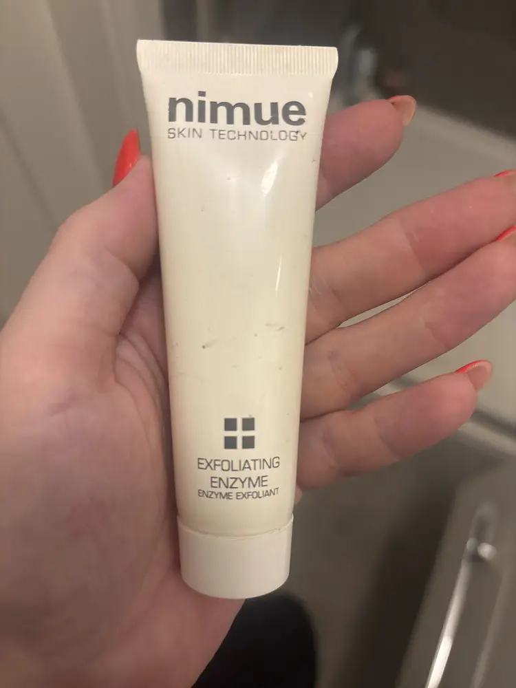 Nimue Exfoliating Enzyme