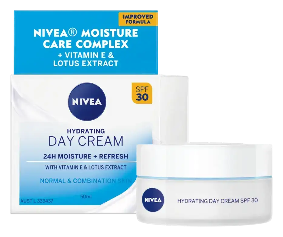Nivea Hydrating Day Cream Normal Combination Skin SPF30