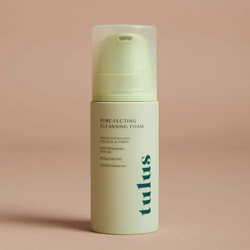 Tulus Pore-fecting cleansing foam