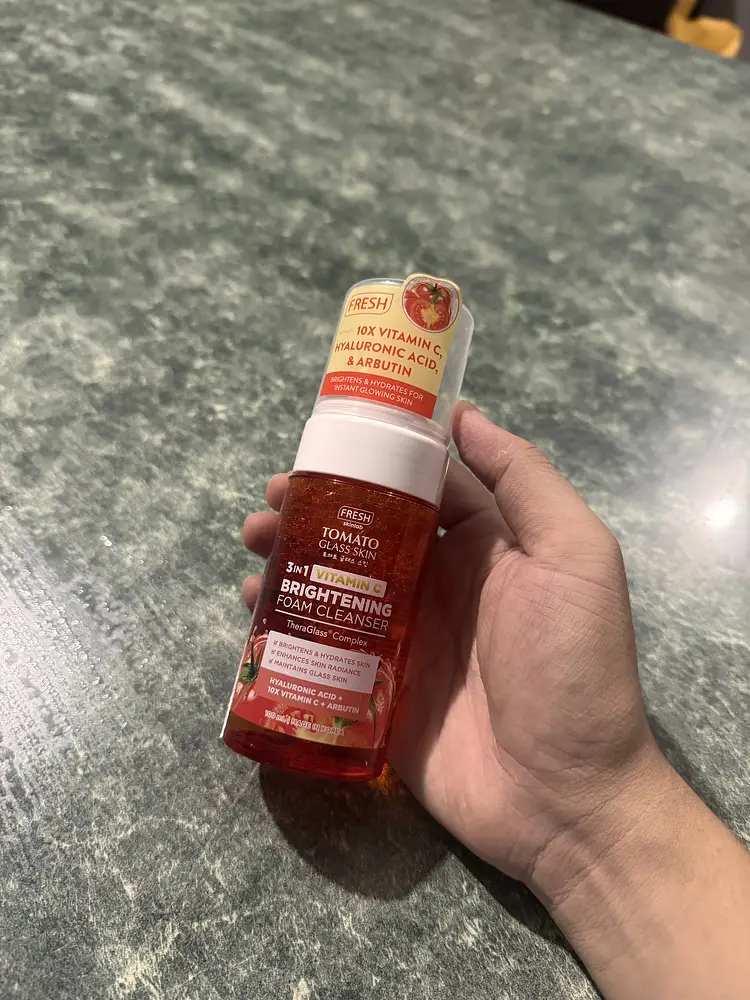 Fresh Skinlab Tomato Glass Skin 3 in 1 Vitamin C Brightening Foam Cleanser
