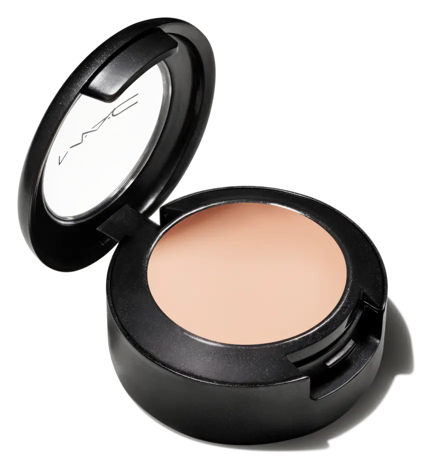 Mac Cosmetics Studio Finish Concealer NC15