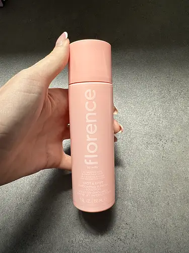 Florence by Mills Spot a spot exfoliating blemish solution