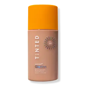 Live Tinted Hueguard Glotion Mineral Sunscreen Broad Spectrum SPF 50 2 Medium/Deep