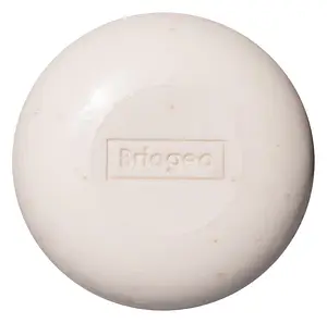 BrioGeo Be Gentle, Be Kind™ Aloe + Oat Milk Ultra Soothing 3-in-1 Cleansing Bar