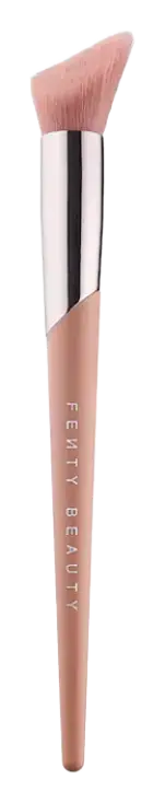 Fenty Beauty Cheek-Hugging Highlight Brush 120