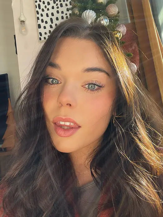 emilyclaire's avatar