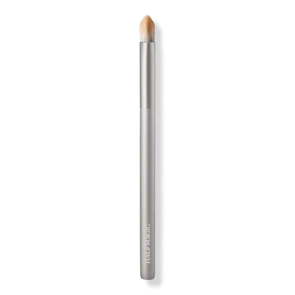 HALF MAGIC Pyramid Eyeshadow Brush