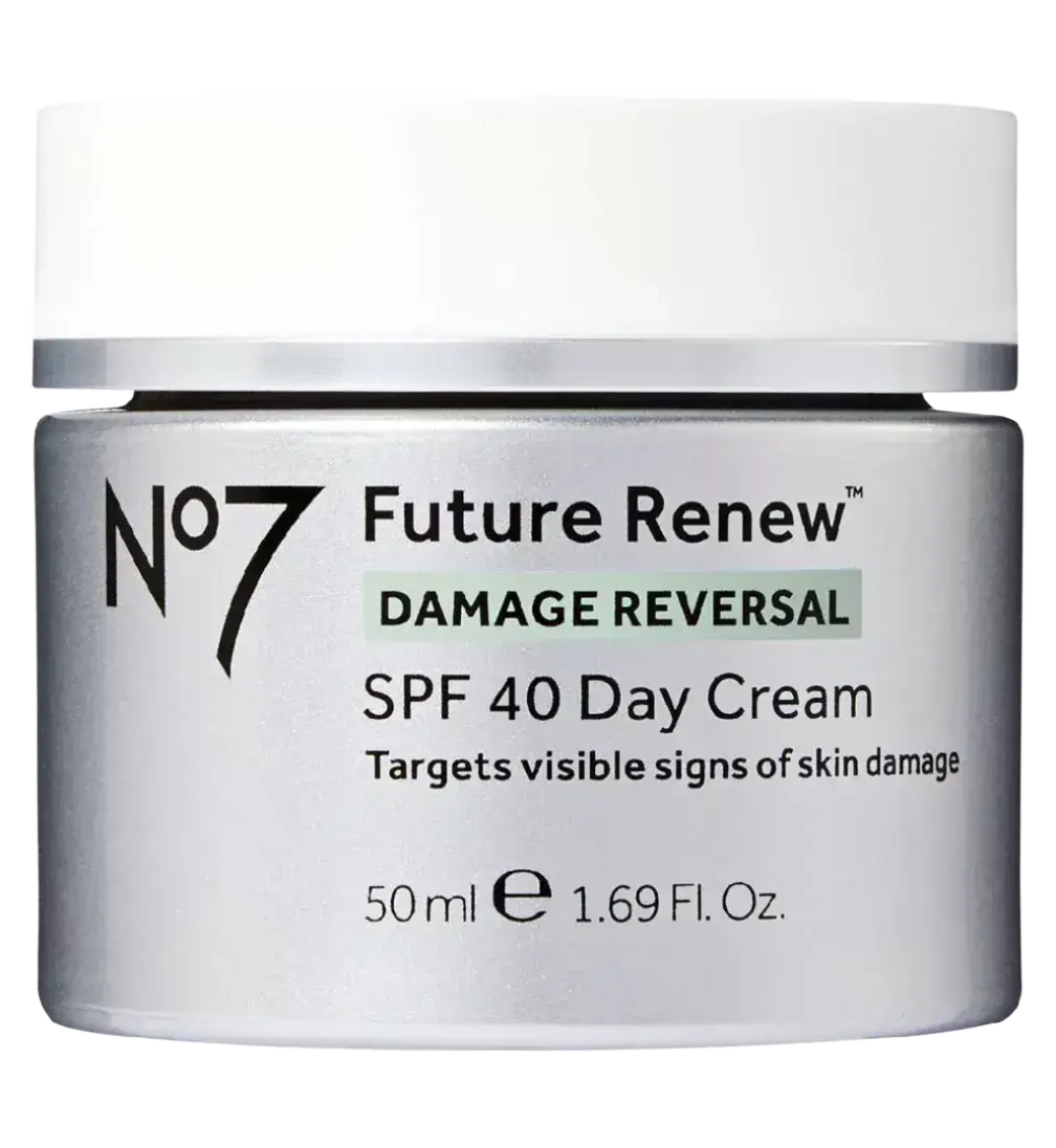 No7 Future Renew Day Cream SPF40