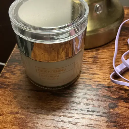 Global Beauty Care Brightening Day Cream