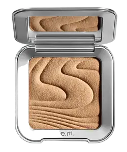 r.e.m. beauty Hypernova Satin Matte Bronzer Send 2 Voicemail