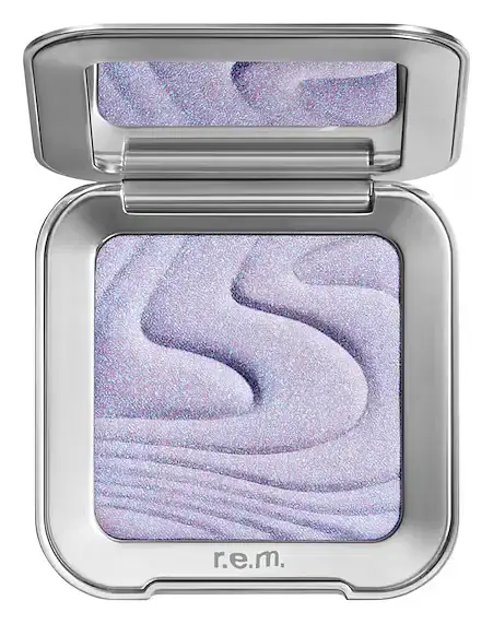 r.e.m. beauty Interstellar Highlighter Topper Miss Neptune