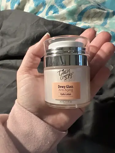 Thin Lizzy Dewy glass anti aging