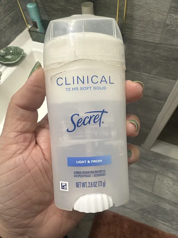 Secret Clinical 72 HR Soft Solid Antiperspirant Deodorant Light & Fresh