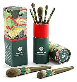 Eigshow Beauty Essential Series 7Pc Brush Kit Green