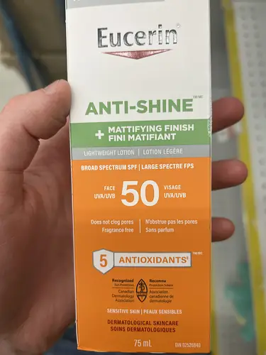 Eucerin Anti shine mattifying finish