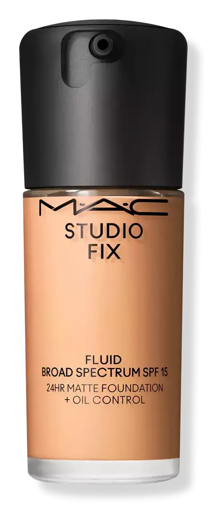 Mac Cosmetics Studio Fix Fluid SPF 15 24HR Matte Foundation + Oil Control NW18