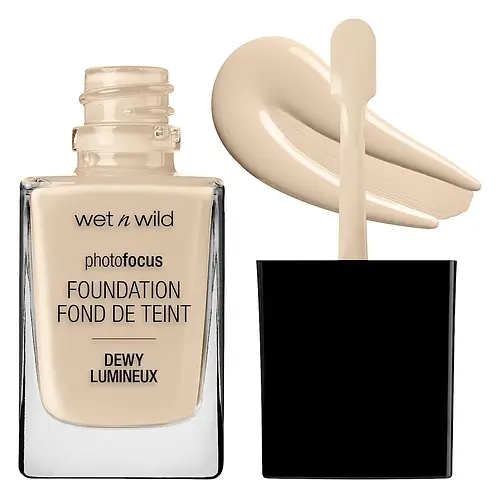 Wet n Wild Photo Focus Dewy Liquid Foundation Makeup Soft Ivory
