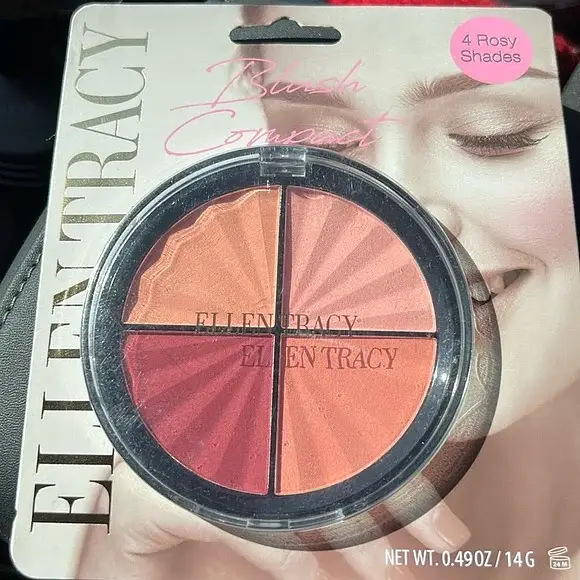 Ellen Tracy Compact 4 Blush