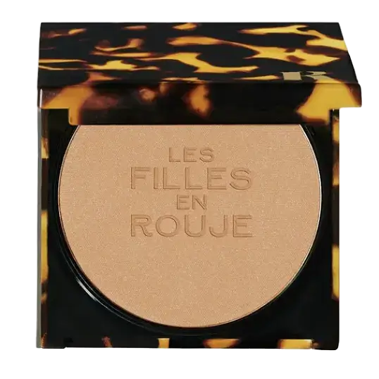 Les Filles En Rouje La Poudre Bonne Mine