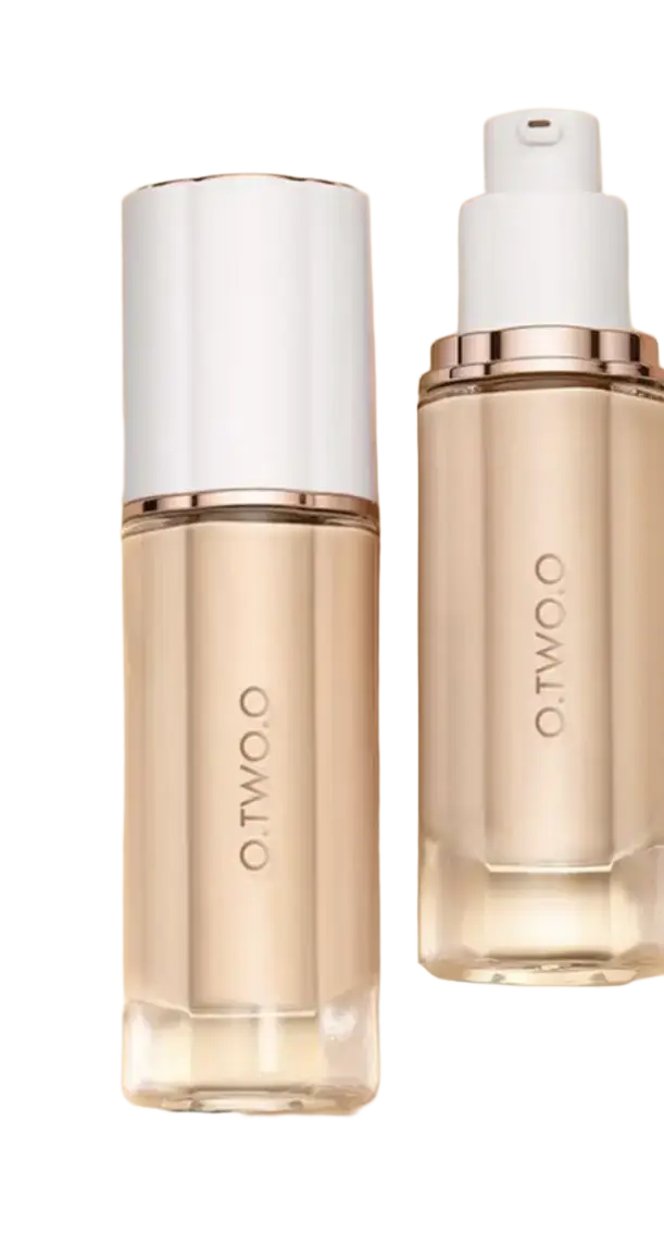 O.TWO.O Soft Mist Locking Foundation C01